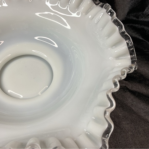 Vintage Set Fenton White Glass Silver Crest
Ruffled Serving Bowl Candy Dish - Picture 3 of 8